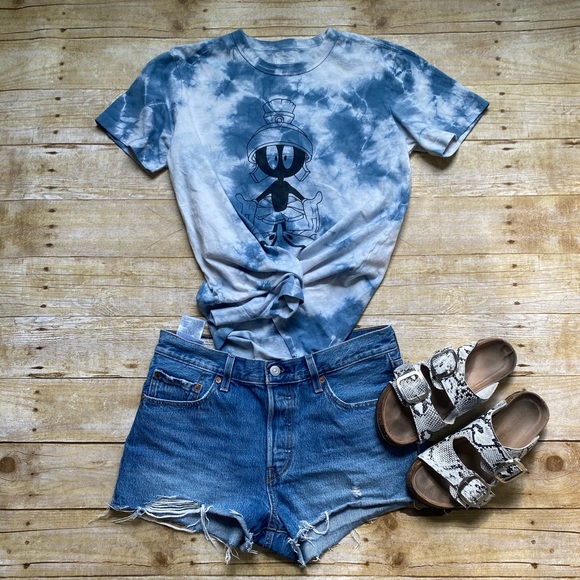 ✨American Eagle Outfitters MarvinTheMartianT-shirt - Picture 2 of 12